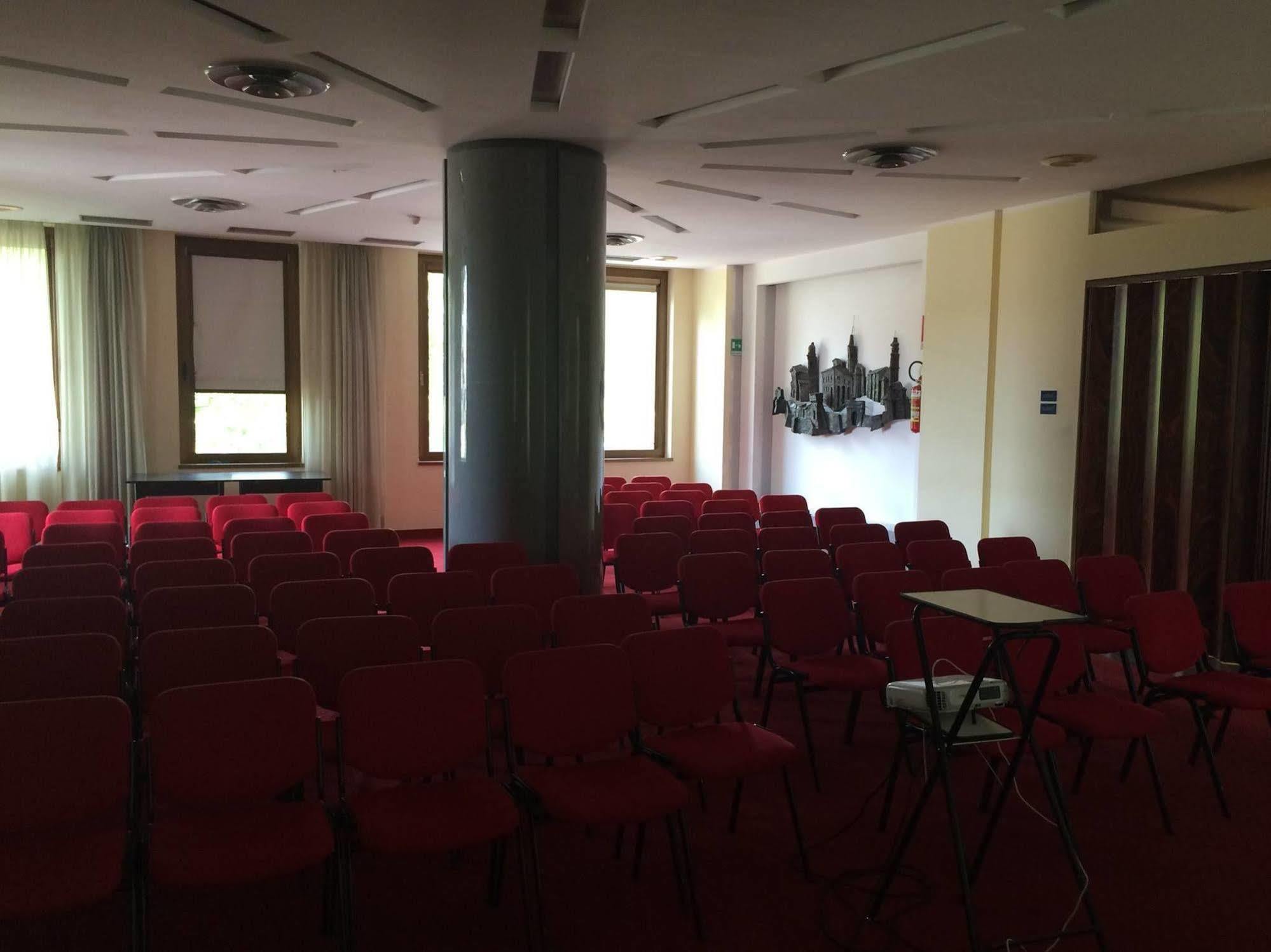 Hotel Grassetti Piediripa Kültér fotó